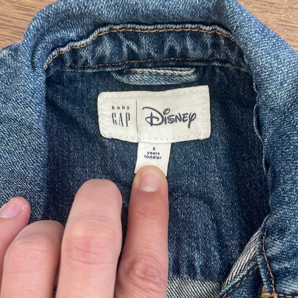 Gap Disney Toddler Embroidered minnie mouse denim jacket - size 5T